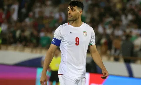 Một cầu thủ mắc kẹt ở Iran, lỡ trận khai mạc FIFA Club World Cup