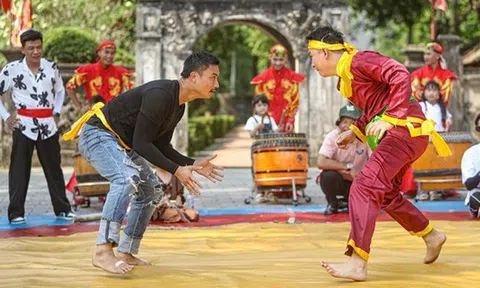 Diễn viên Duy Hưng bất ngờ lên sới vật