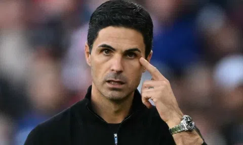 HLV Arteta giải thích về quyết định gây tranh cãi trong trận đấu với Man City
