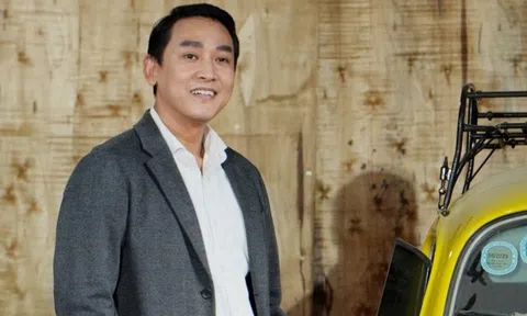 Hứa Vĩ Văn: Từ bác sĩ "Mưa đỏ" đến nhà báo bí ẩn đầy gai góc