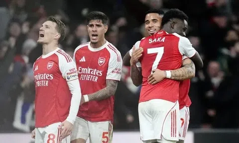 Vị cứu tinh của Arsenal trong chiến thắng đầy may mắn trước Wolves