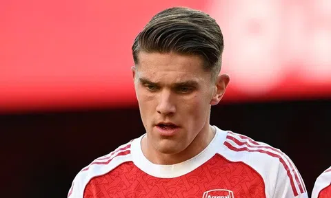 Arteta nói gì khi Gyokeres không phù hợp với lối chơi của Arsenal?