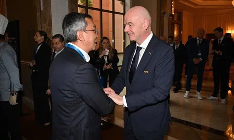 Chủ tịch FIFA chúc mừng bóng đá Việt Nam sau kỳ tích tại SEA Games 33