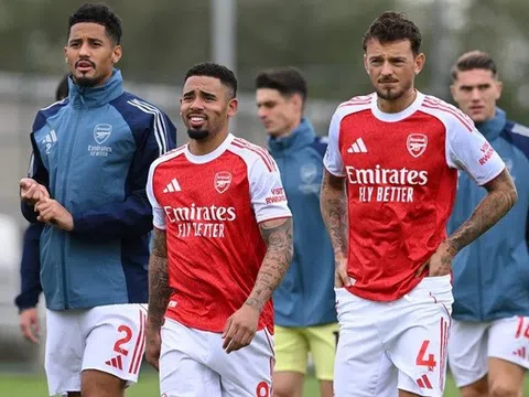 Tiền đạo Gabriel Jesus khẳng định không rời Arsenal lúc này