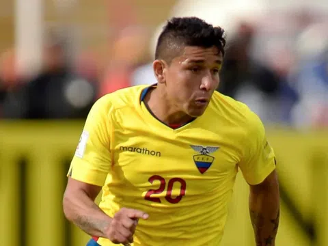 Rúng động: Cầu thủ bóng đá bị sát hại bên ngoài một cửa hàng