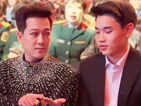 Thực hư khoảnh khắc Trường Giang khuyên Đình Bắc "bớt đi sự kiện"